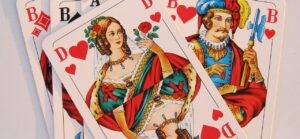 playing-cards-262057_1280